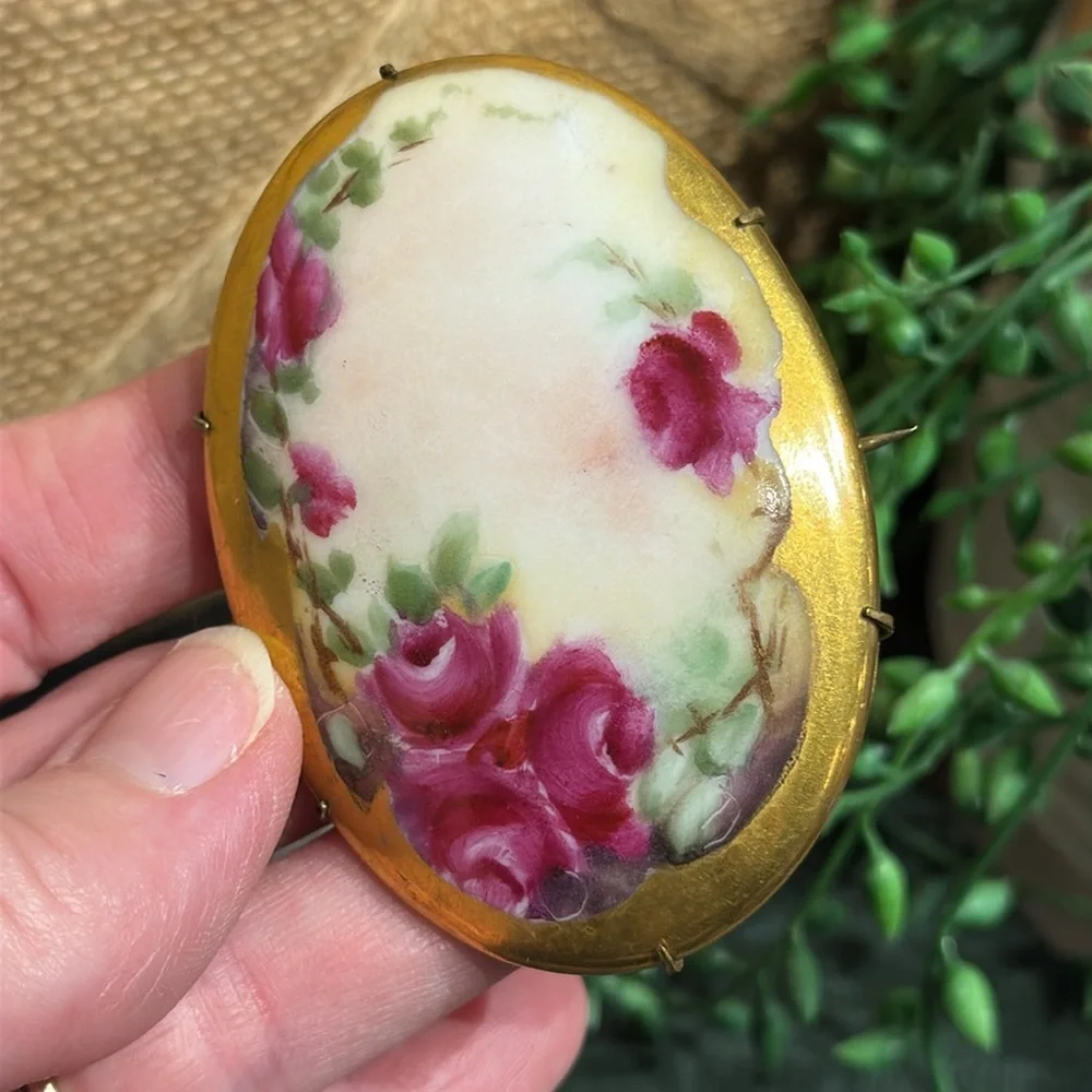 Vintage Floral Brooch with Gold Trim